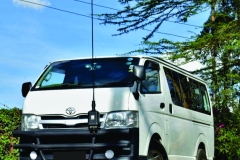 safari-tour-van